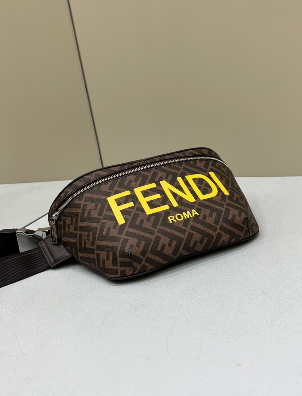 1692933382.3912uysYWnfrzQ2 1_1752226411.jpg