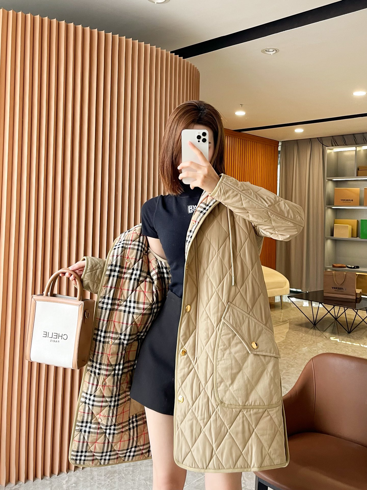 1694512994.9698YTDjVcSQWy2 7_1762361549.jpg