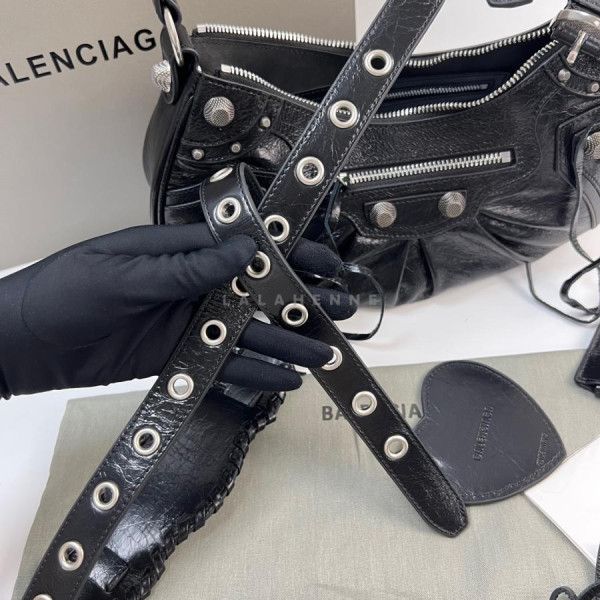 1744971722.4241avmnMQBKwKImage_202504181917234.jpg