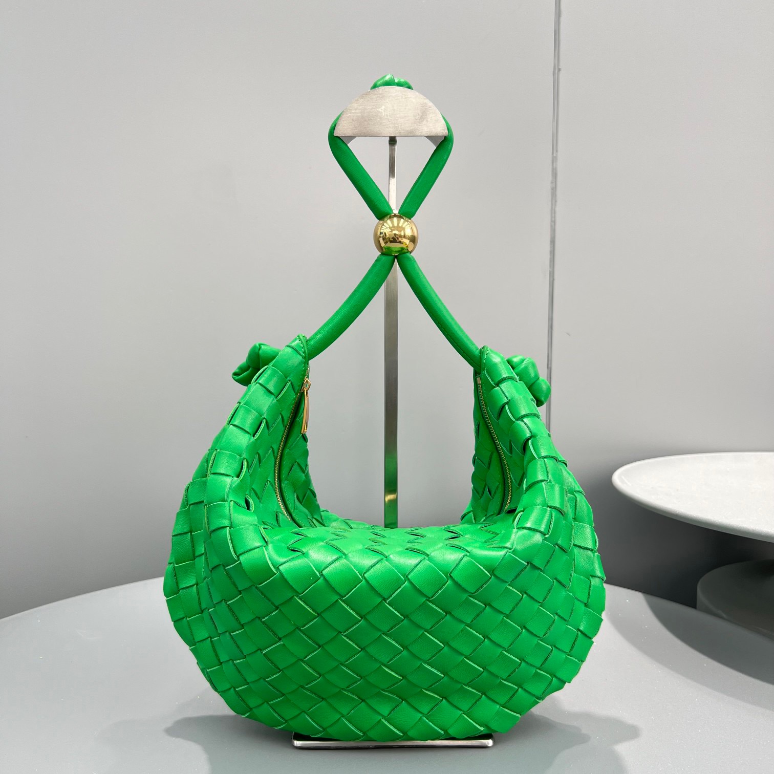보테가베네타 턴 42cm