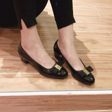 ✨타임세일✨ 페라가모 여성 구두 컬러:블랙 / 굽:7cm / 사이즈:245