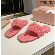 미우미우 나파 퀼팅 플립플랍 쪼리 샌들