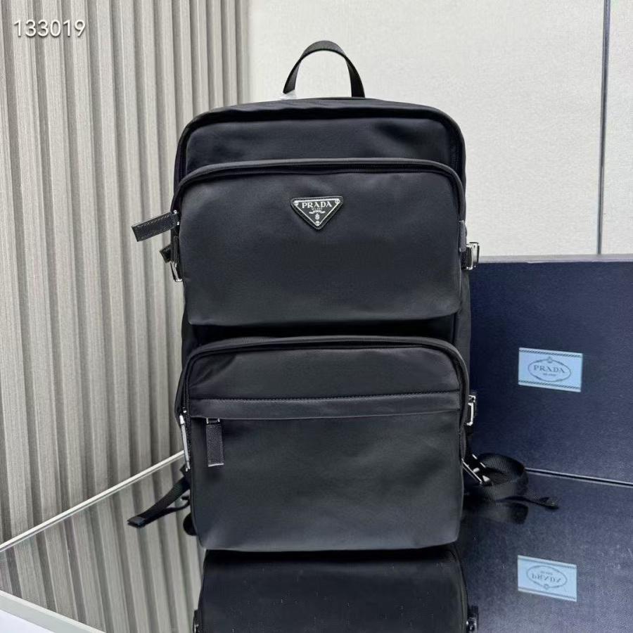 프라다 백팩