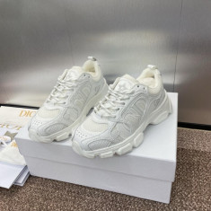 디올 크로노 스니커즈 올 화이트