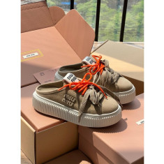 미우미우 스니커즈 뮬 (2가지 컬러)