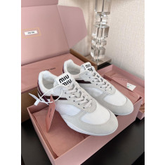 미우미우 스니커즈