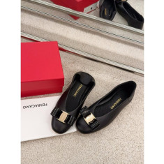 페라가모 플랫슈즈 (3가지 컬러)