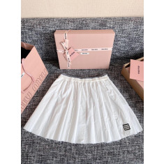 미우미우 미니 스커트