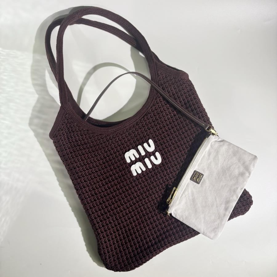 미우미우 25FW 5BG231 카바스 아이비 크로셰 토트 숄더백