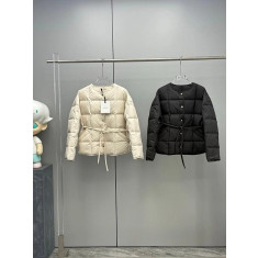 몽클레어 카라망 카르마뉴 패딩 (2컬러)