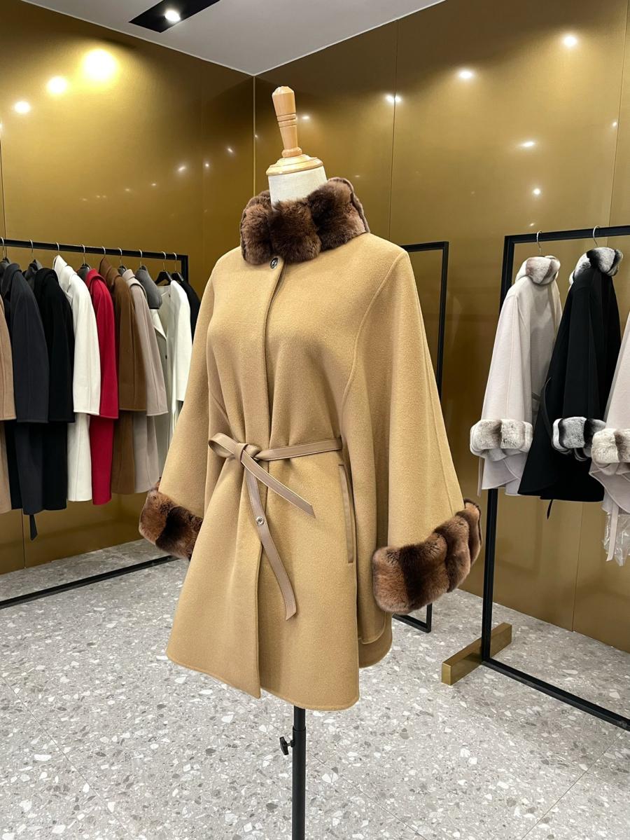 로로피아나 잘츠부르크 케이프