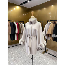 로로피아나 잘츠부르크 케이프