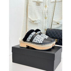 샤넬 2025 뮬 슬리퍼