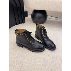 샤넬 스웨이드 레이스업 부츠