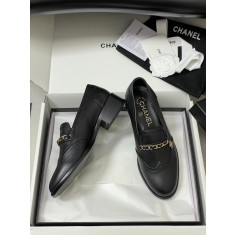 샤넬 25K 가죽 로퍼