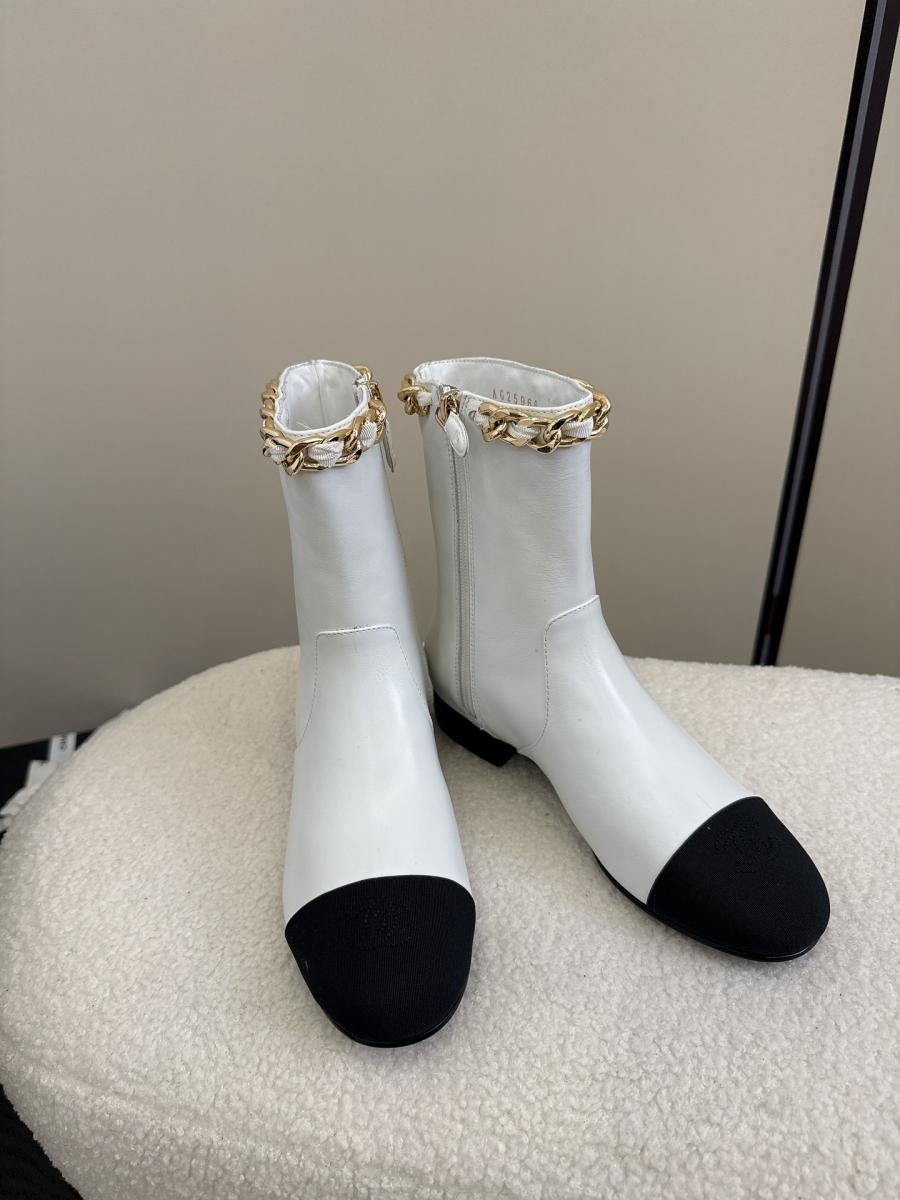 샤넬 25K 체인장식 쇼트부츠