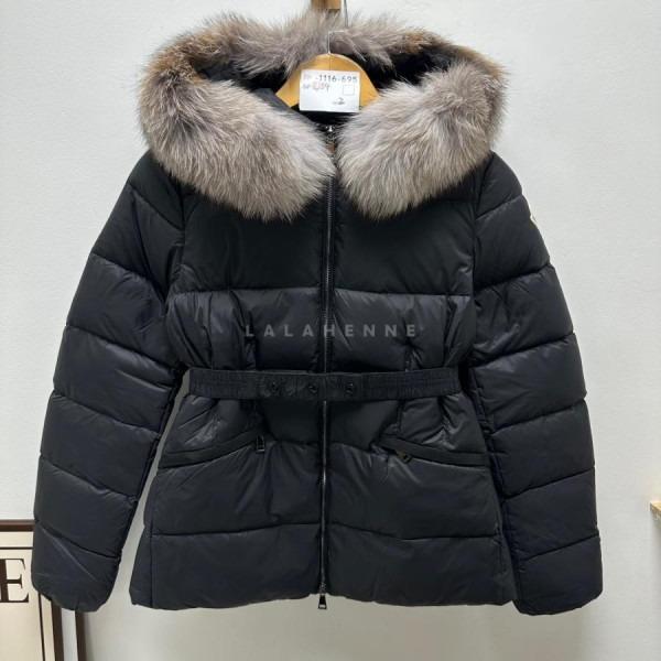 ✨타임세일✨몽클레어 보에드 브라운퍼 사이즈:1,3,4